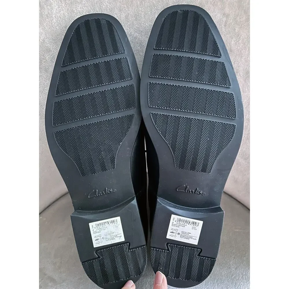 Clarks brand new